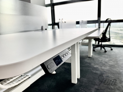 智能化辦公家具,幫你實現(xiàn)&ldquo;站坐交替&rdquo;健康辦公